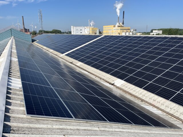 Industrial rooftop PV installation engineered by Trevi, combining design, installation, monitoring and energy optimisation for businesses.