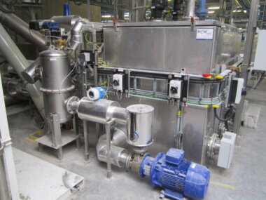 Hydrocyclone separation and sludge thickening for granulation process water 1
